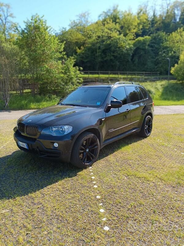 Nero Usata 2009 BMW X5 SUV | 12.000 € (Cara) - Immagine 1/4