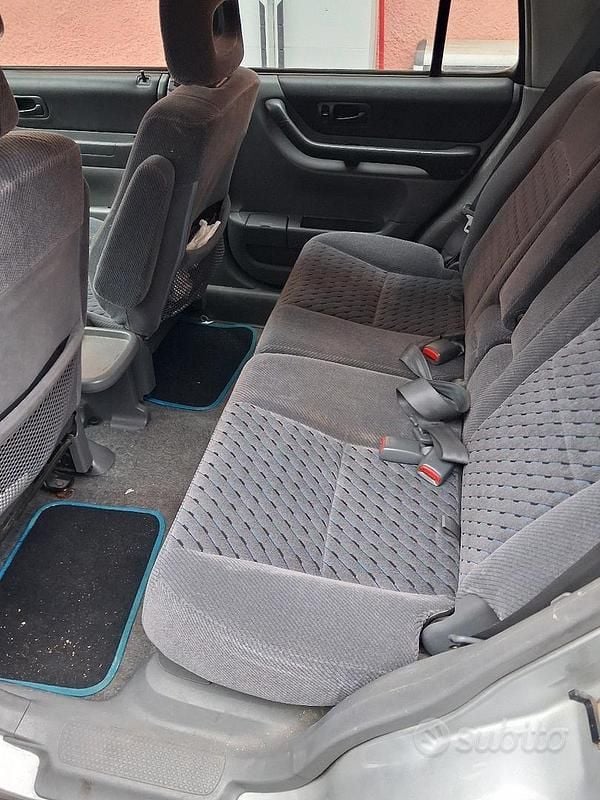 Usata Honda HR-V 147 CV (108 kW) 2000 Grigio SUV