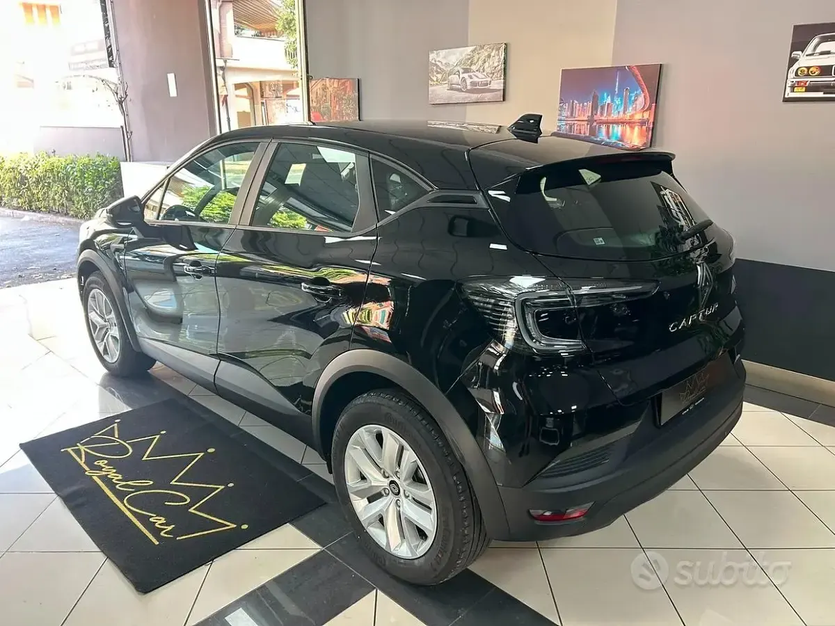 Nuova Renault Captur Evolution 109 CV (80 kW) 2026 Grigio SUV