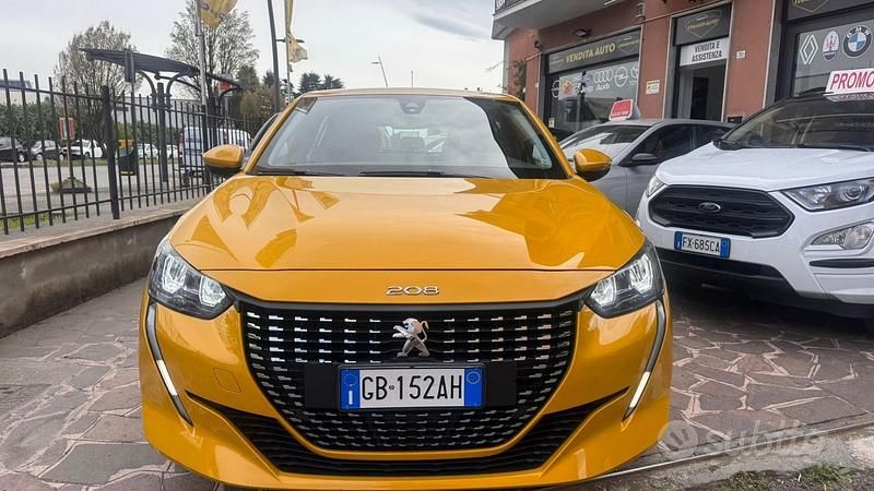 Usata Peugeot 208 Active 74 CV (54 kW) 2020 Giallo Utilitaria