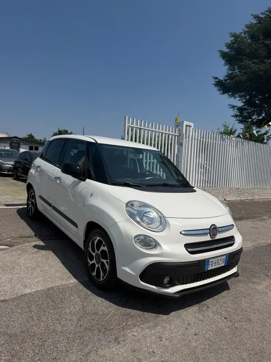 Usata Fiat 500L Business 95 CV (69 kW) 2018 Bianco Monovolume