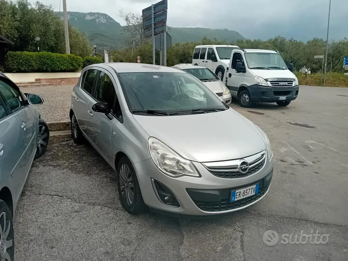 Usata Opel Corsa 95 CV (69 kW) 2016 Grigio Utilitaria