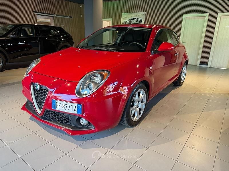 Rosso Usata 2016 Alfa Romeo MiTo Due volumi | 5500 € (Super prezzo) - Immagine 1/4