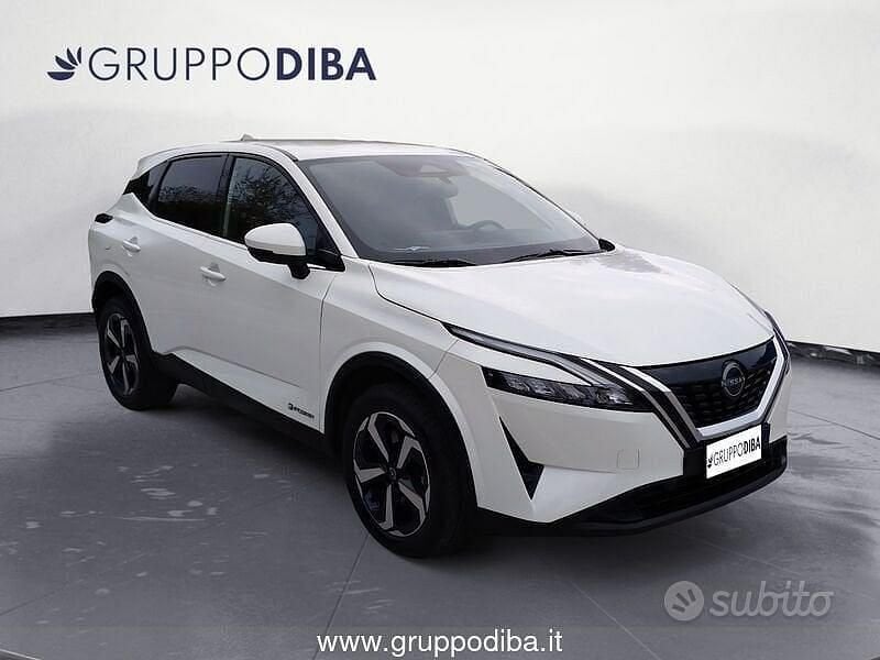 Usata Nissan Qashqai N-Connecta 190 CV (139 kW) 2022 Bianco SUV