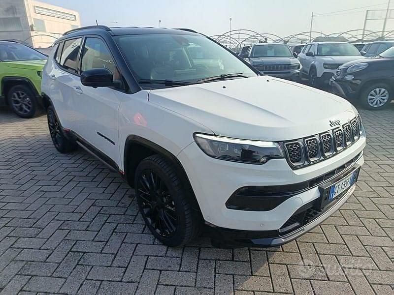 Usata Jeep Compass Summit 131 CV (96 kW) 2024 Bianco SUV