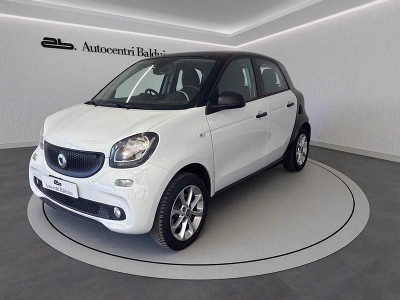 Usata Smart ForFour Prime 71 CV (52 kW) 2018 Bianco/tetto nero Utilitaria