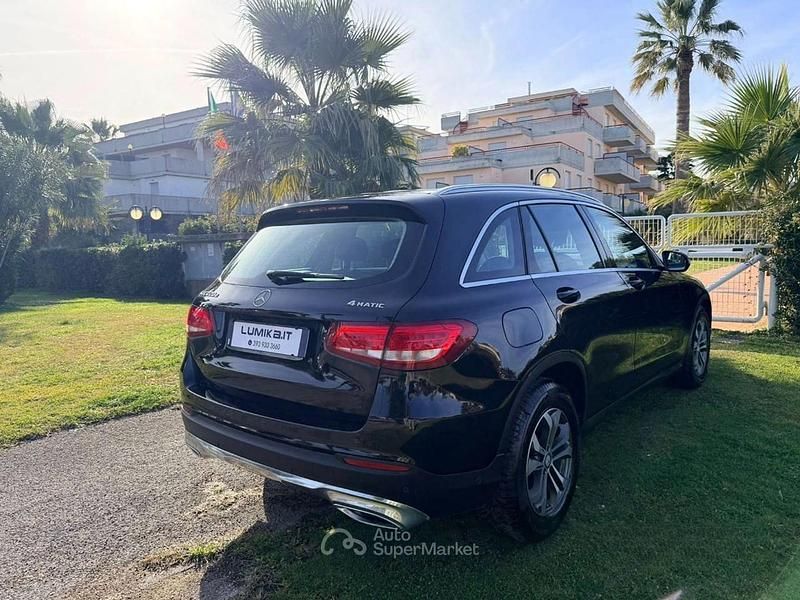 Usata Mercedes GLC220 Business 170 CV (125 kW) 2016 Nero SUV