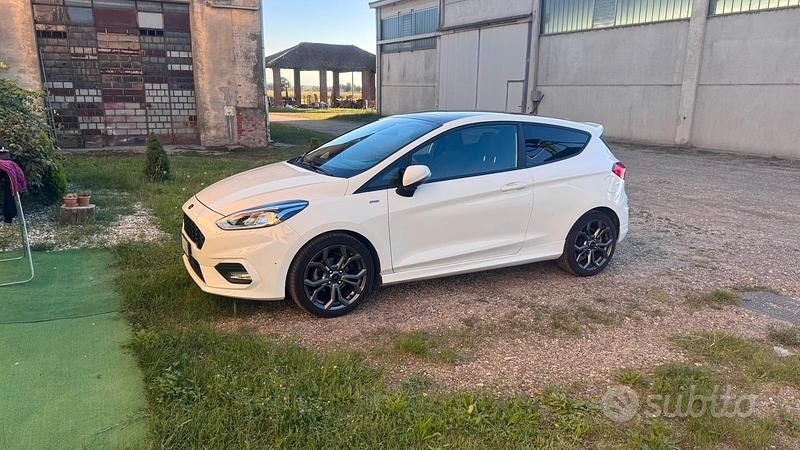 Occasion Ford Fiesta ST-Line 60 ch (44 kW) 2019 Blanc Citadine