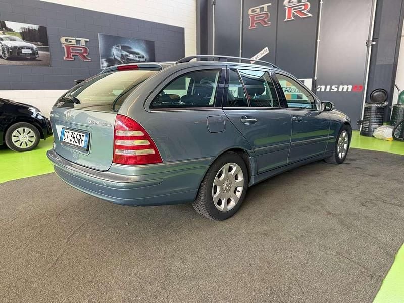 Usata Mercedes C200 Elegance 163 CV (119 kW) 2005 Blu/azzurro Station wagon