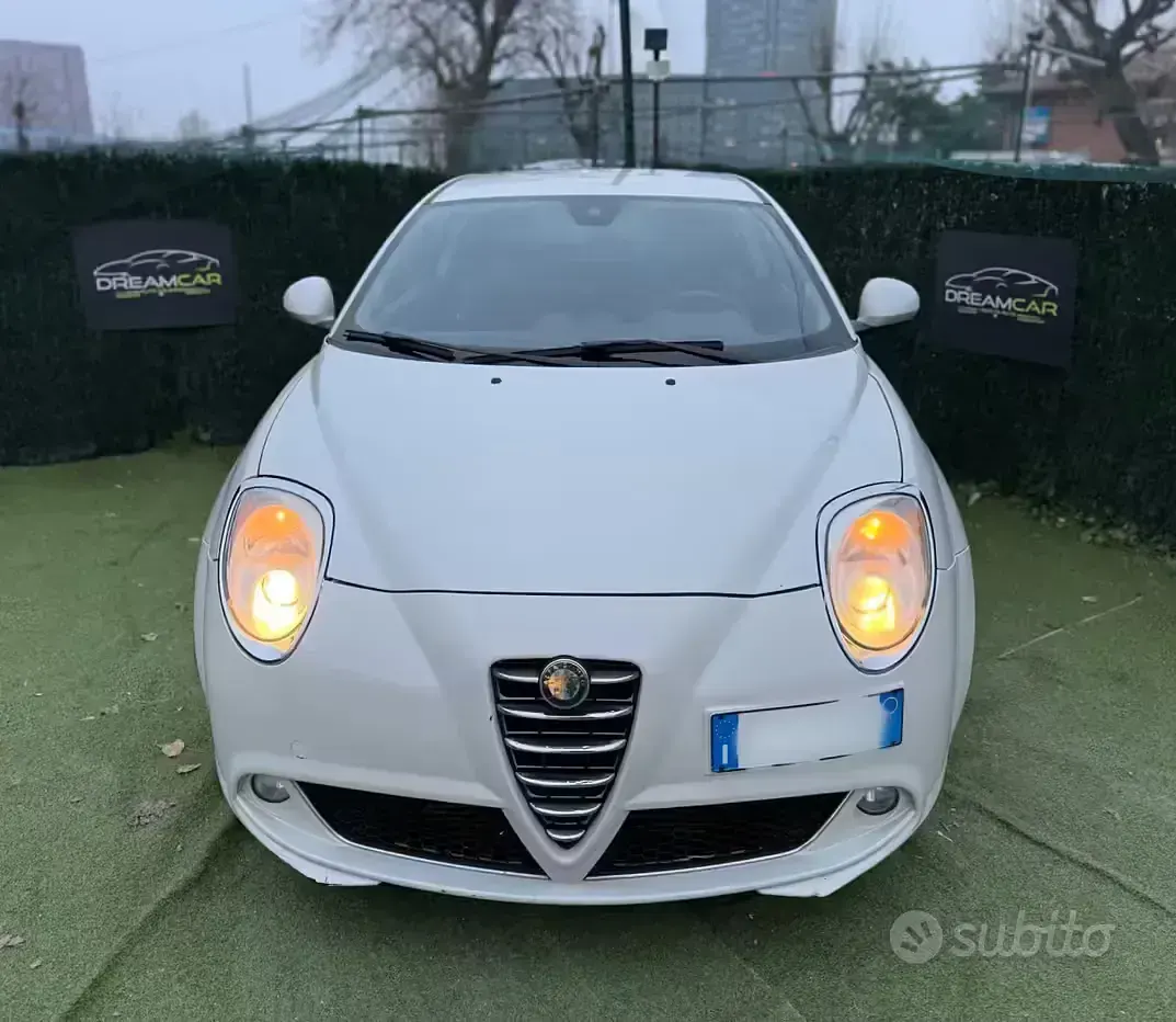 Begagnad Alfa Romeo MiTo 120 HK (88 kW) 2011 Vit Halvkombi