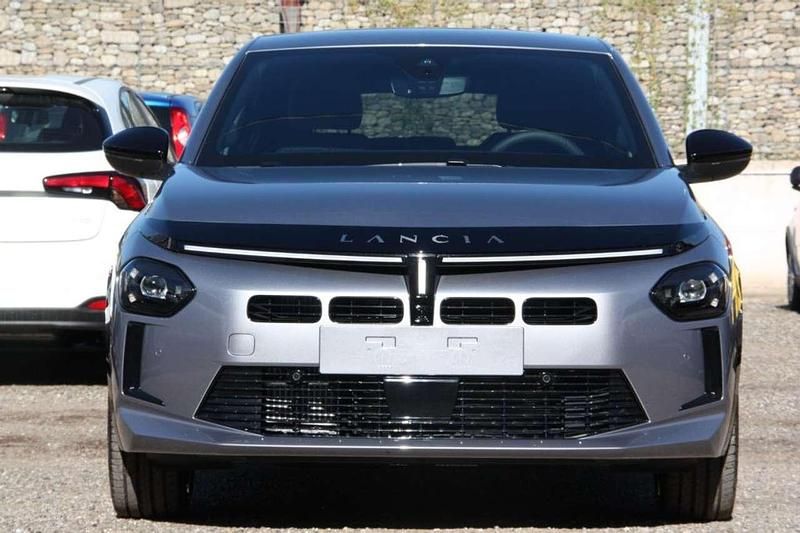 Nuova Lancia Ypsilon 110 CV (80 kW) 2026 Grigio scuro Utilitaria