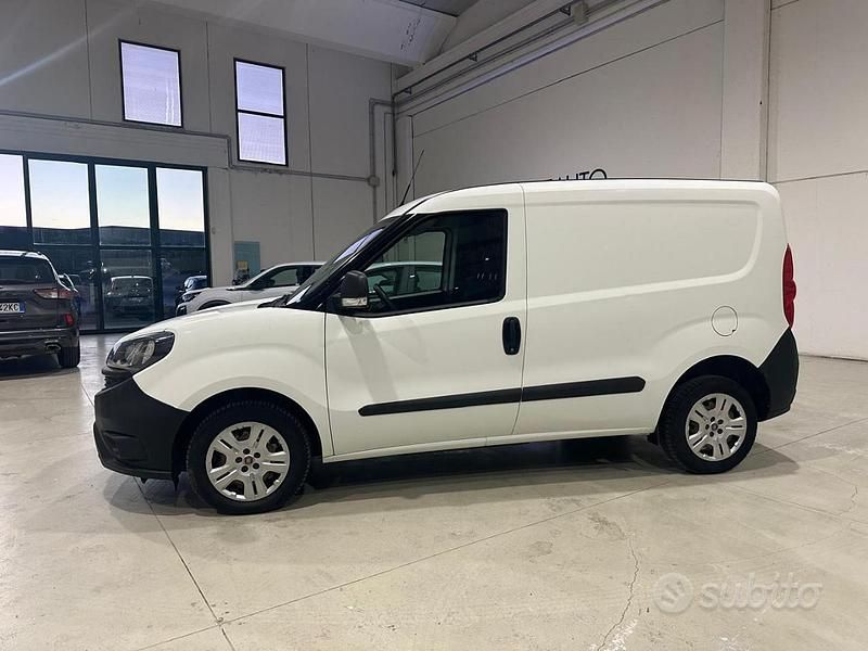 Usata Fiat Doblò S 2020 Bianco Monovolume
