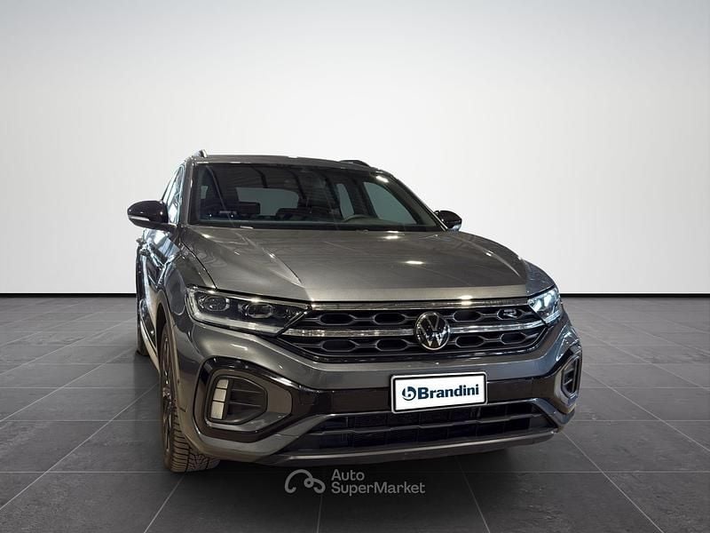 Usata VW T-Roc R-line 150 CV (110 kW) 2023 Gray SUV