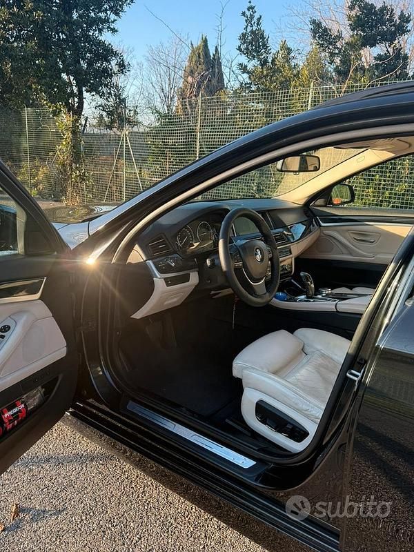 Usata BMW 525 218 CV (160 kW) 2013 Nero Berlina
