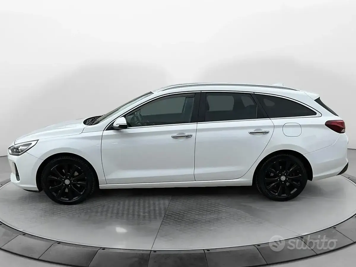 Usata Hyundai i30 Style 136 CV (100 kW) 2017 Bianco Station wagon