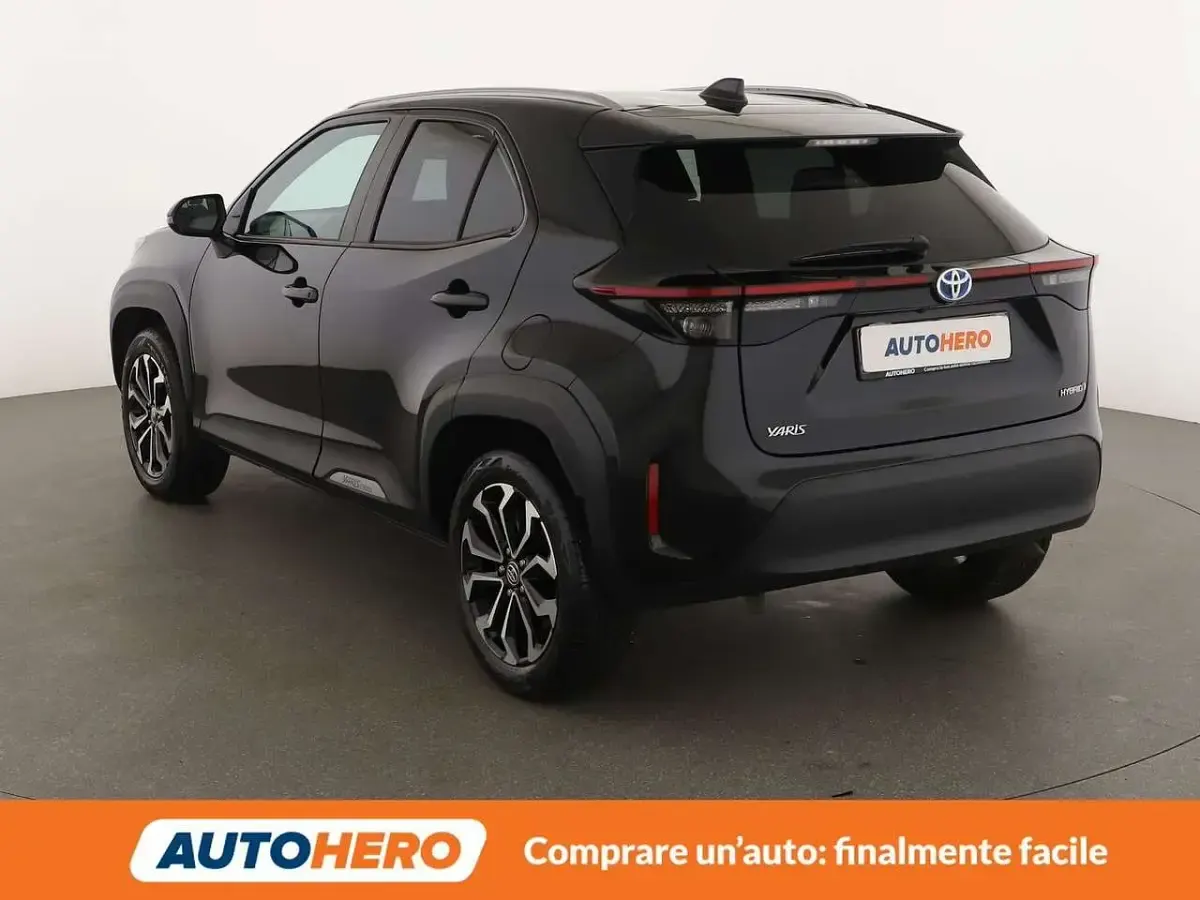 Usata Toyota Yaris Cross Trend 116 CV (85 kW) 2022 Nero SUV