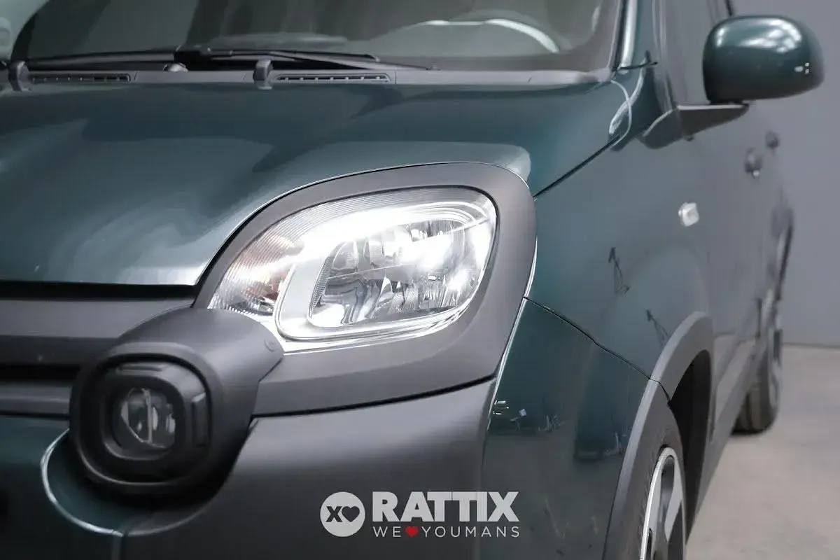 Käytetty Fiat Panda Cross Cross 69 HP (50 kW) 2025 Vihreä Viistoperä