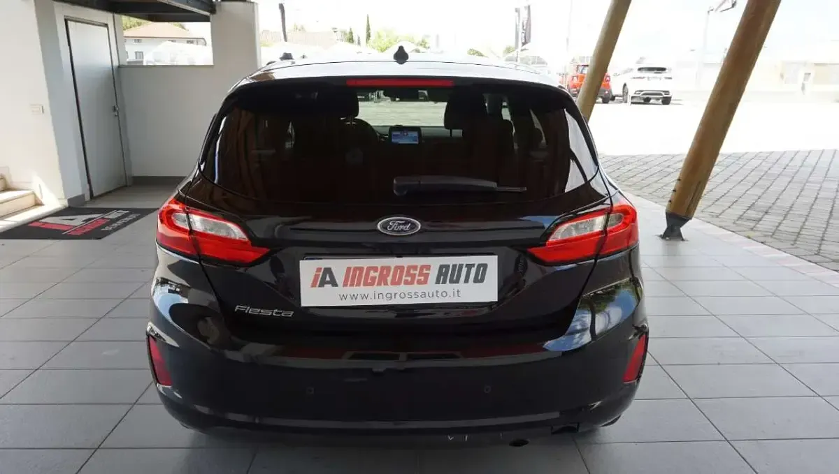 Usata Ford Fiesta Titanium 75 CV (55 kW) 2023 Nero Utilitaria
