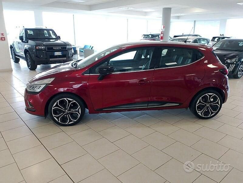 Usata Renault Clio IV 90 CV (66 kW) 2018 Rosso Berlina