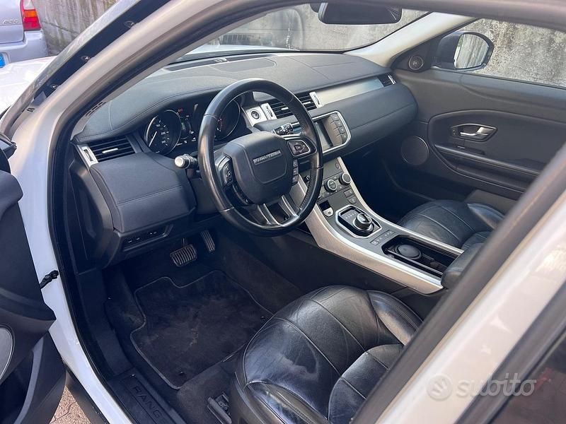 Usata Land Rover Range Rover evoque SE 150 CV (110 kW) 2018 Bianco SUV