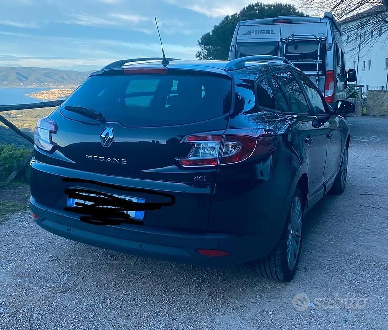 Usata Renault Mégane III 110 CV (80 kW) 2015 Nero Utilitaria