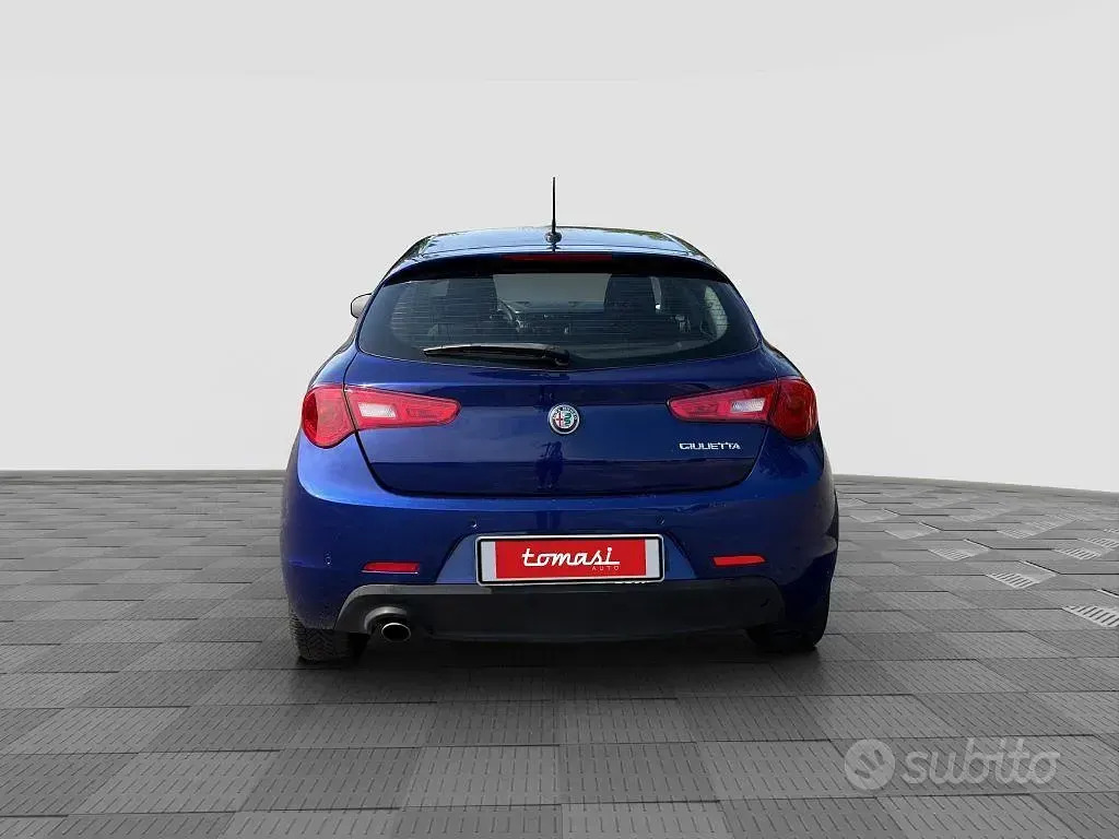Usata Alfa Romeo Giulietta 120 CV (88 kW) 2019 Blu Utilitaria