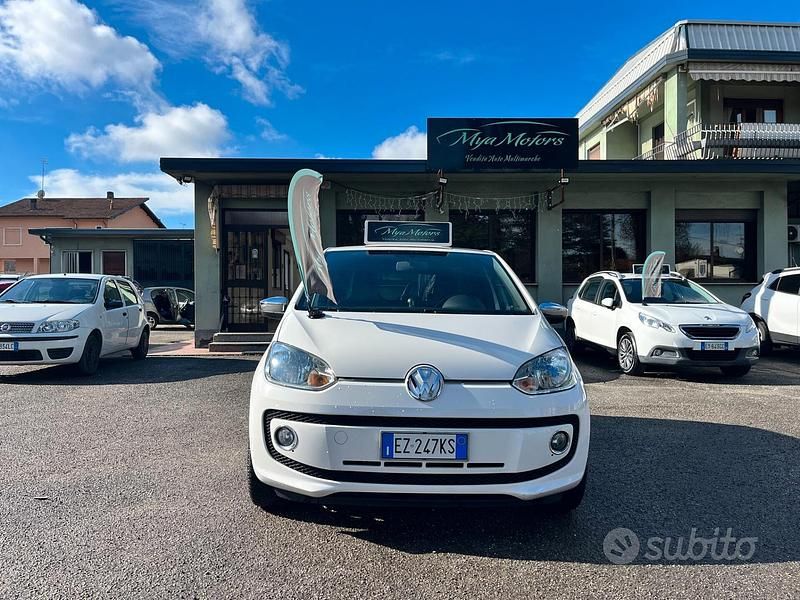 Usata VW up! 75 CV (55 kW) 2015 Bianco Utilitaria