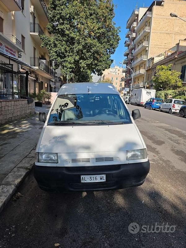Usata Fiat Scudo 100 CV (73 kW) 1999 Bianco Furgone