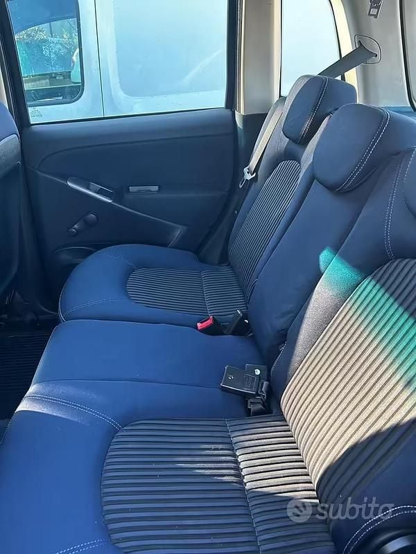 Usata Lancia Musa S 92 CV (67 kW) 2010 Nero Monovolume