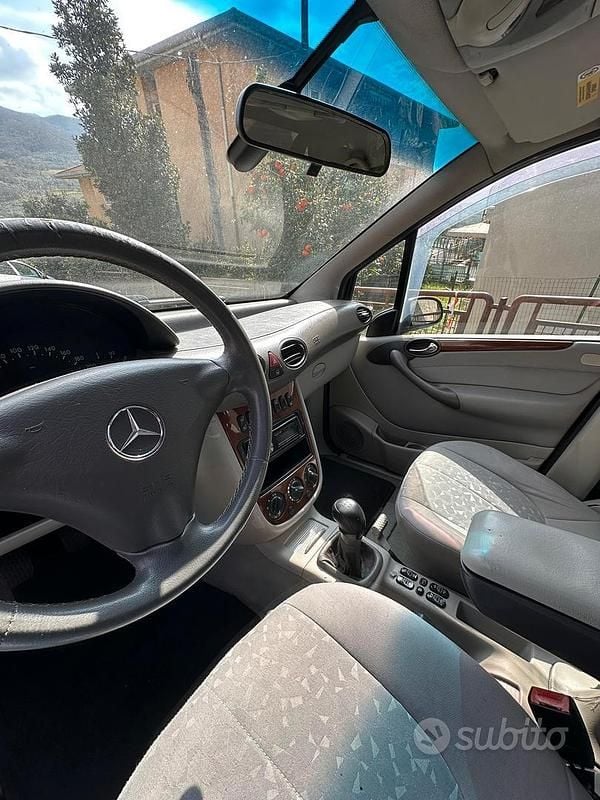 Usata Mercedes A170 Elegance 2003 Blu Berlina