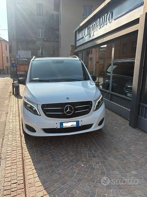 Usata Mercedes V250 Premium 190 CV (139 kW) 2016 Bianco Monovolume