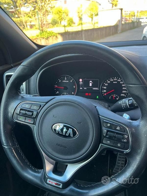Usata Kia Sportage GT-Line 185 CV (136 kW) 2017 Grigio SUV