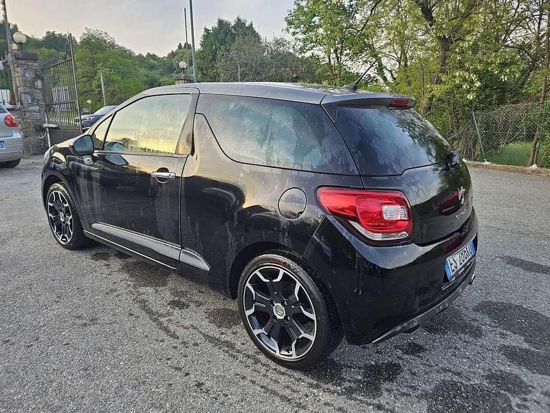 Usata Citroën DS3 82 CV (60 kW) 2013 Nero Berlina