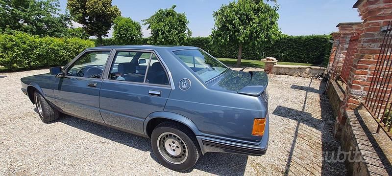Usata Maserati Biturbo 203 CV (149 kW) 1989 Blu Berlina