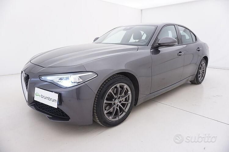 Usata Alfa Romeo Giulia Business 160 CV (117 kW) 2020 Grigio Berlina