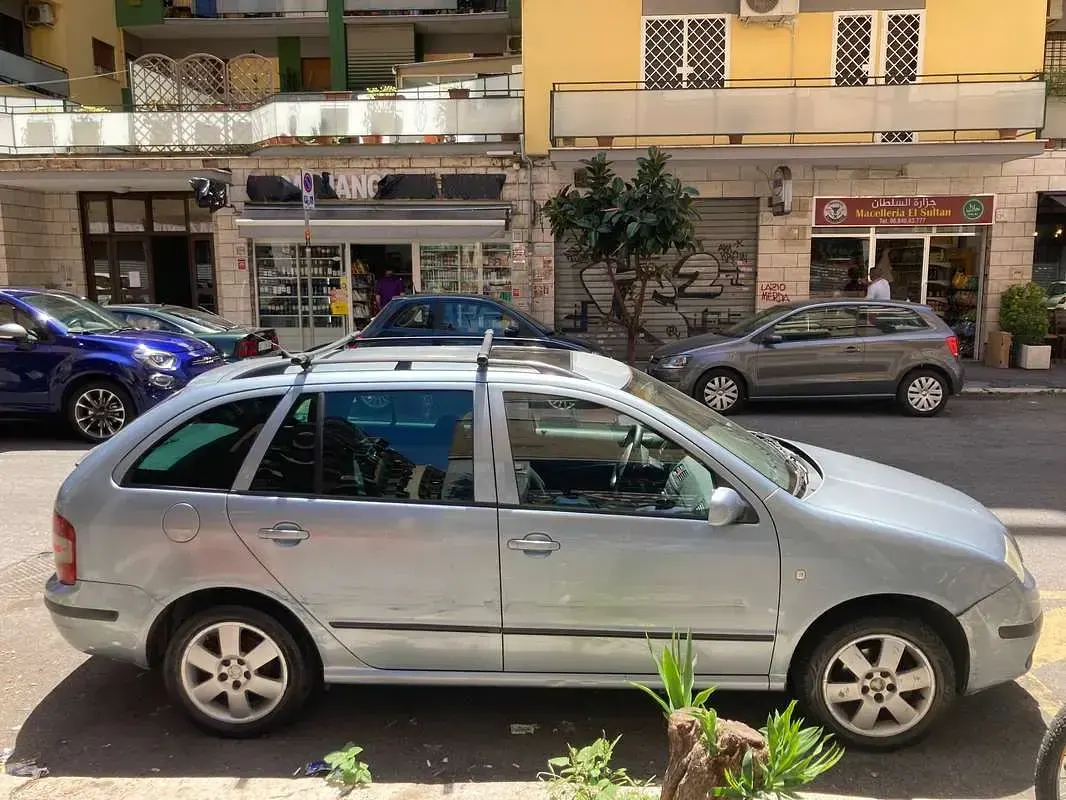 Usata Skoda Fabia 109 CV (80 kW) 2006 Blu/azzurro Station wagon