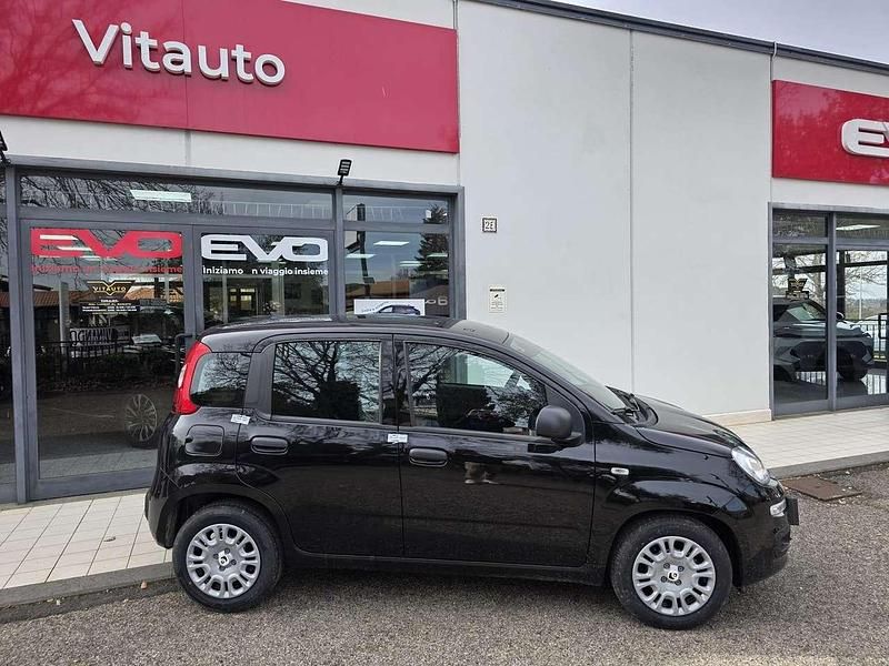 Nuova Fiat Panda Icon 69 CV (50 kW) 2025 Nero Utilitaria