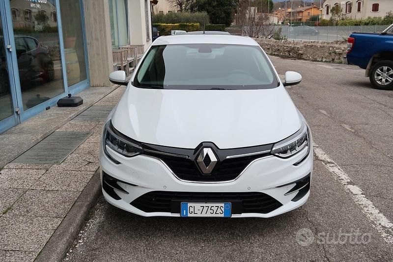 Usata Renault Mégane IV Techno 116 CV (85 kW) 2022 Bianco Berlina