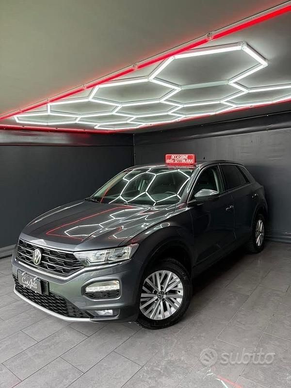 Usata VW T-Roc Advance 116 CV (85 kW) 2020 Grigio SUV