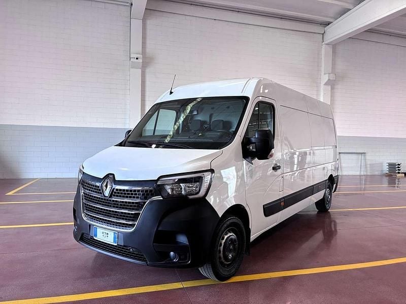 Usata Renault Master 150 CV (110 kW) 2023 Bianco Monovolume