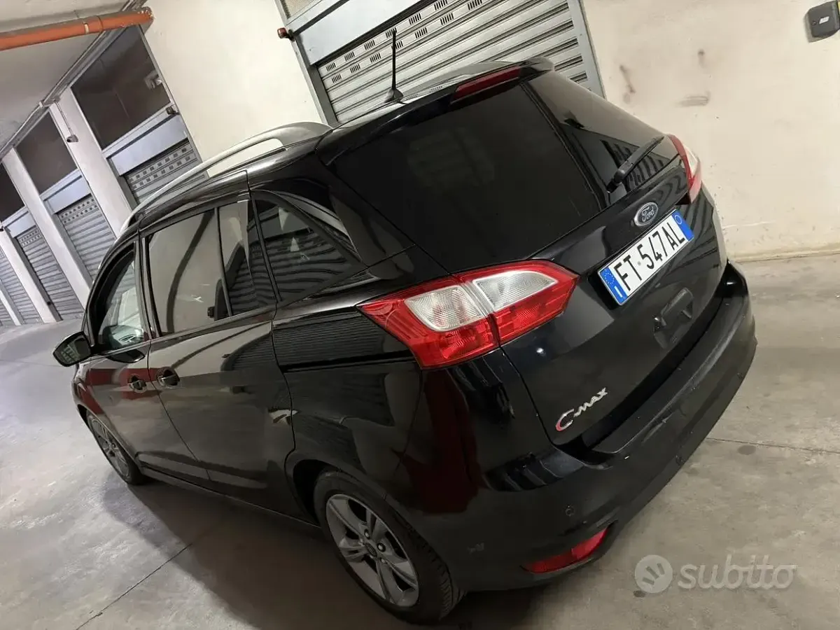 Usata Ford C-MAX 120 CV (88 kW) 2018 Nero Monovolume