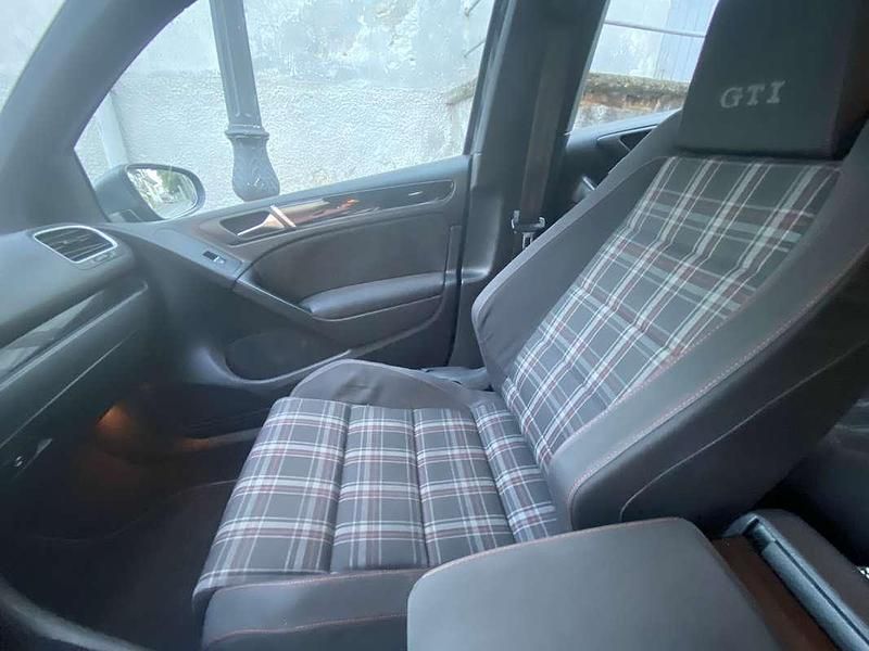 Usata VW Golf VI GTI 211 CV (155 kW) 2010 Utilitaria