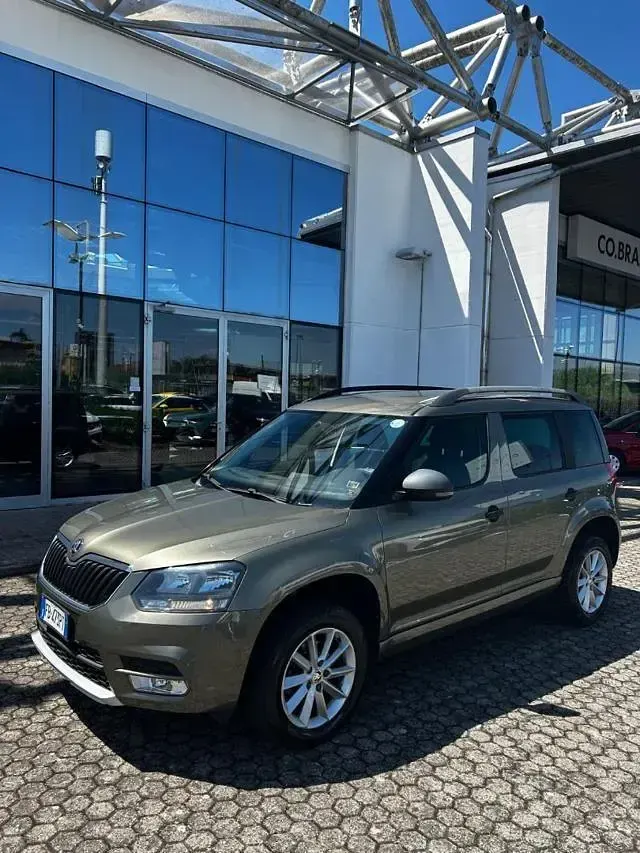 Usata Skoda 110 R Ambition 110 CV (80 kW) 2015 Verde Berlina
