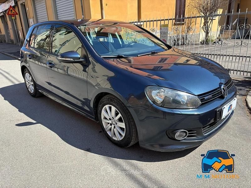 Usata VW Golf VI Comfortline 105 CV (77 kW) 2011 Blu/azzurro Utilitaria