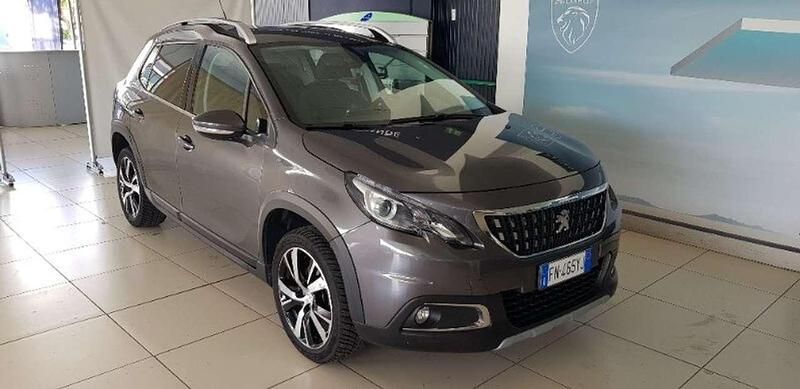 Usata Peugeot 2008 Allure 110 CV (80 kW) 2018 Grigio SUV