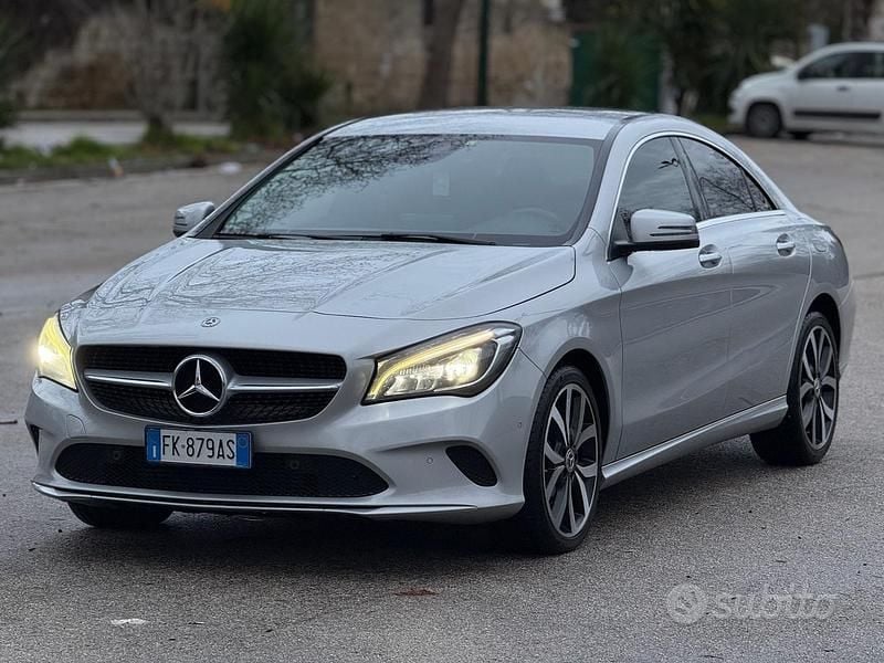 Usata Mercedes CLA220 Premium 177 CV (130 kW) 2017 Grigio Berlina