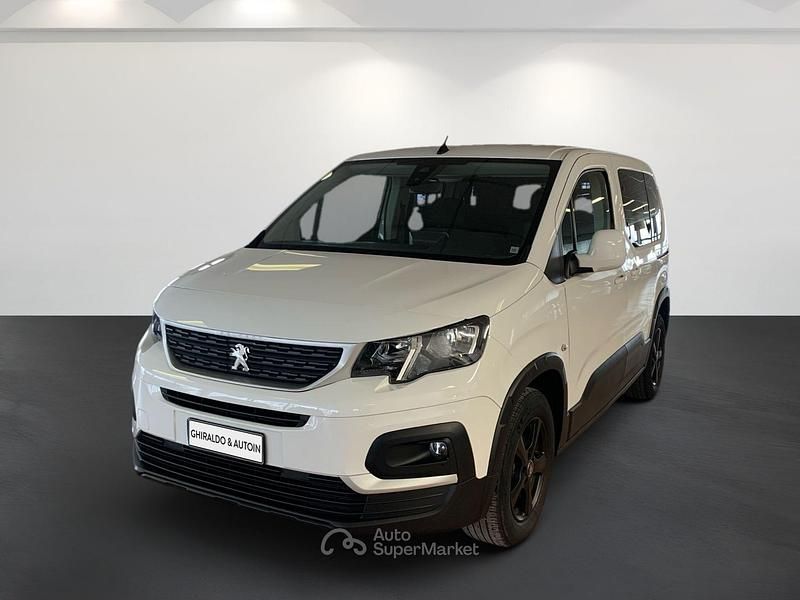 Usata Peugeot Rifter Active 102 CV (75 kW) 2021 Bianco Monovolume