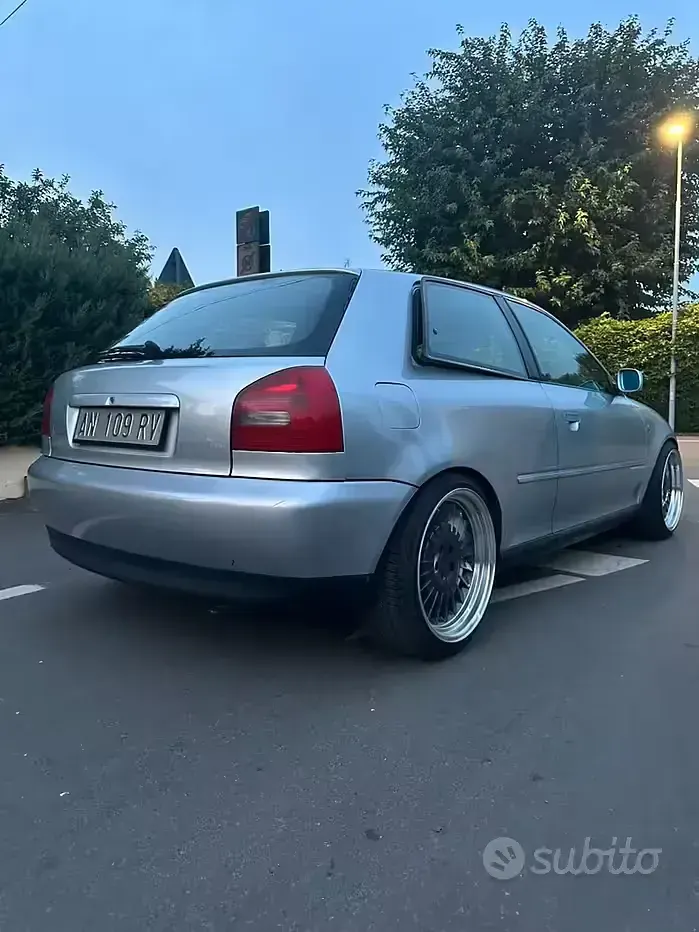 Usata Audi A3 125 CV (91 kW) 1997 Grigio Utilitaria
