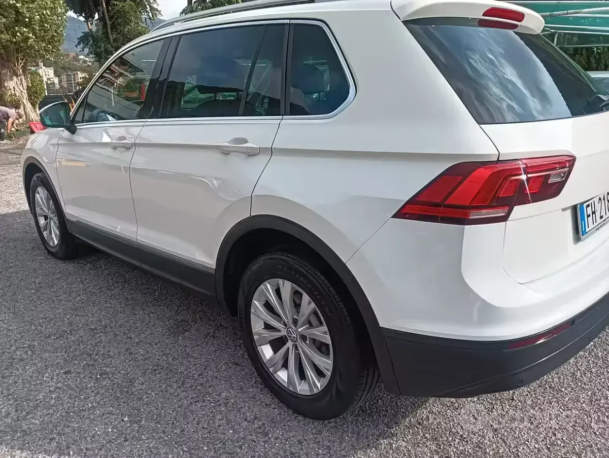 Usata VW Tiguan Business 116 CV (85 kW) 2017 Bianco SUV
