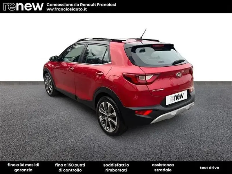 Usata Kia Stonic Style 110 CV (80 kW) 2019 Rosso SUV